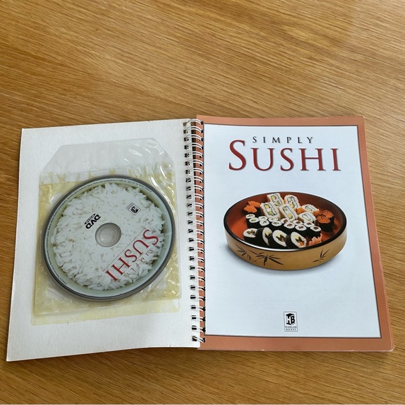 🐼 3/$25 Simply Sushi cookbook plus bonus DVD - Picture 2 of 4